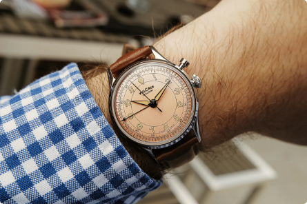 HODINKEE