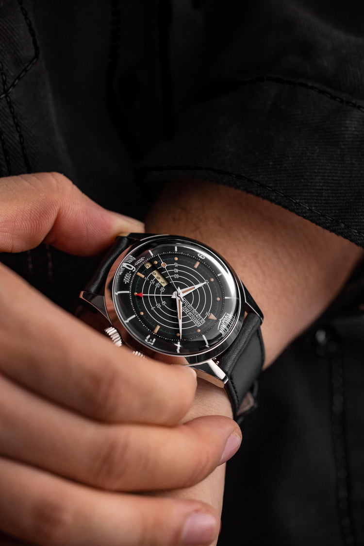 Nautical Heritage - Black Beige Patina