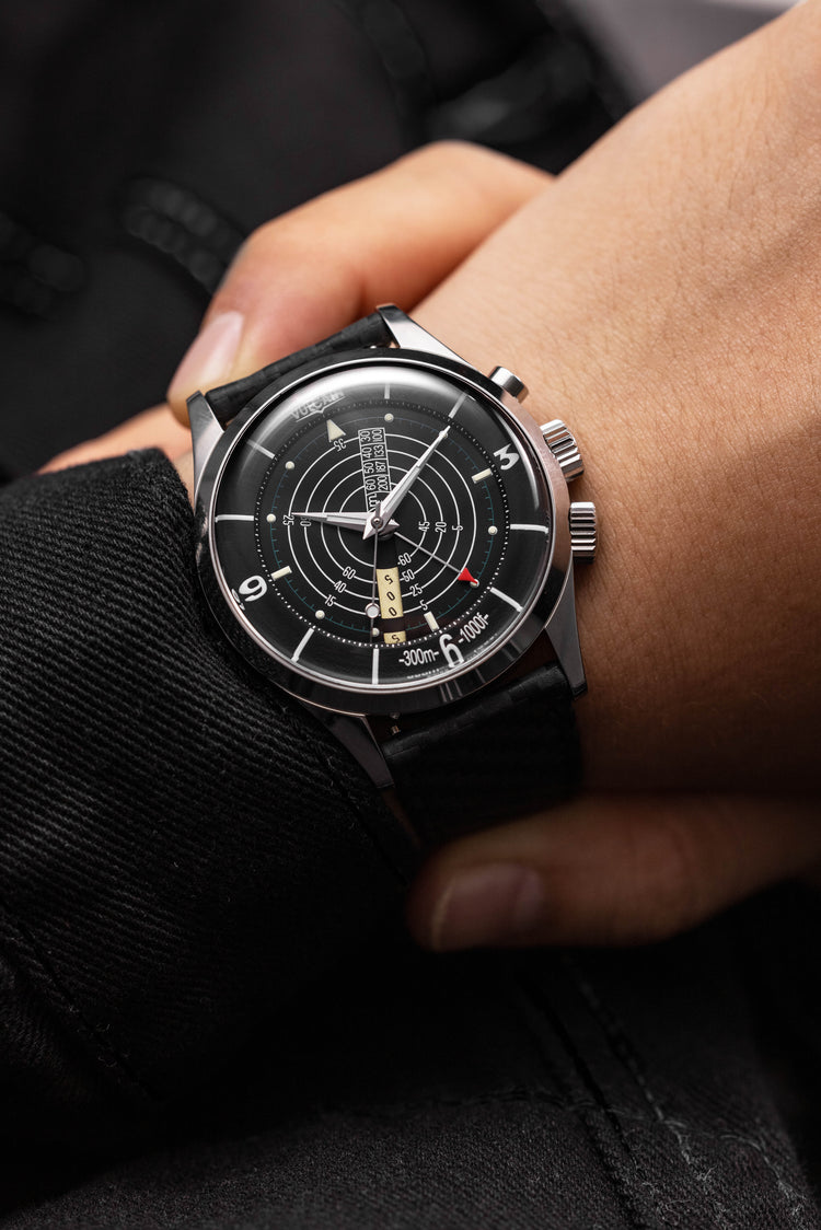 Nautical Heritage - Black White Luminova